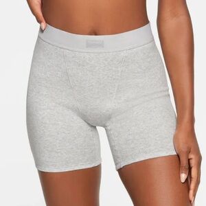 Skims cotton rib boxer